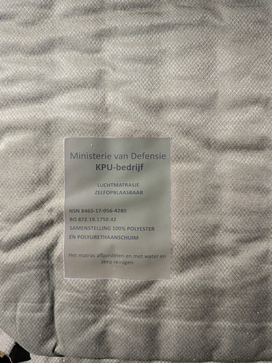 Original Niederländische Armee Luftmatratze Oliv – Robuste Isomatte gummiert gebraucht (NSN 8465-17-056-4280)