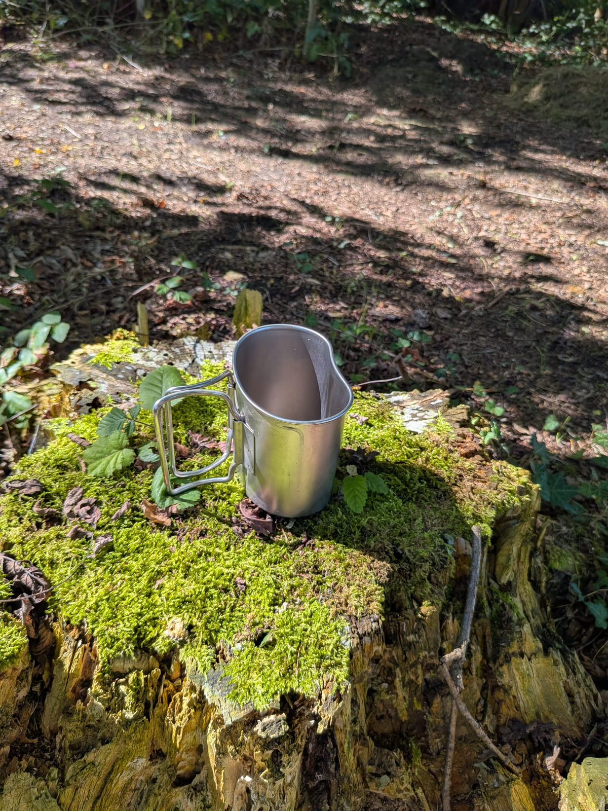 Original Niederländische Armee Feldflaschenbecher Edelstahl – Canteen Cup gebraucht (KL Becher 500 ml)